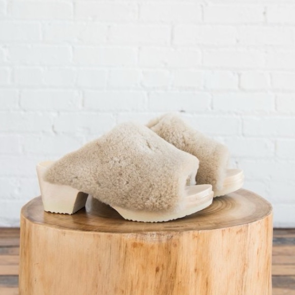 New No. 6 Nova Shearling Clog X Collina Strada size 39- sold out